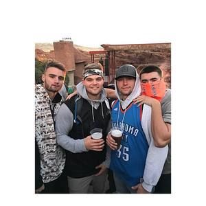 Meet your Posher, Elliot